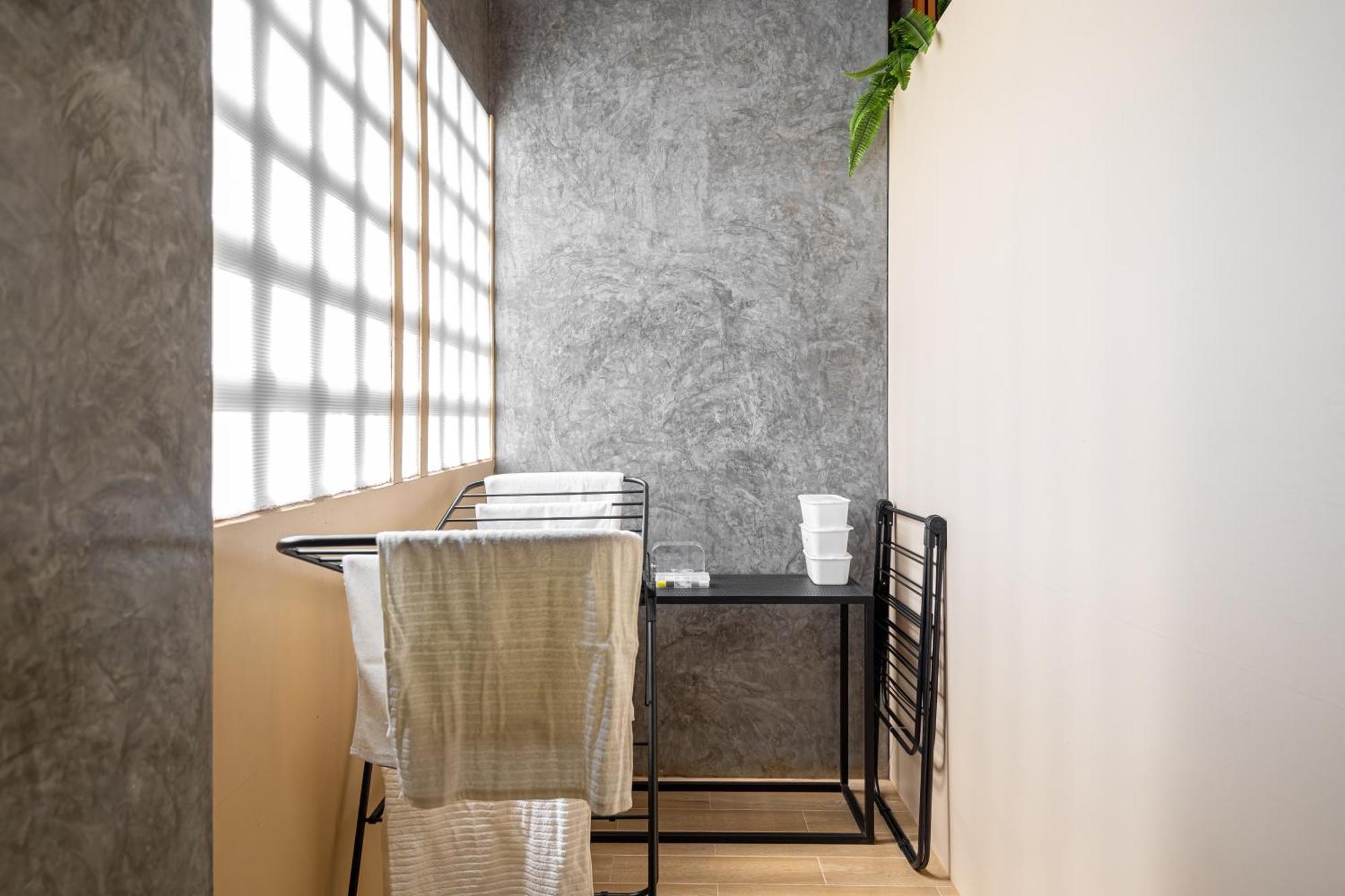 Mitsu Guesthouse Карон Экстерьер фото