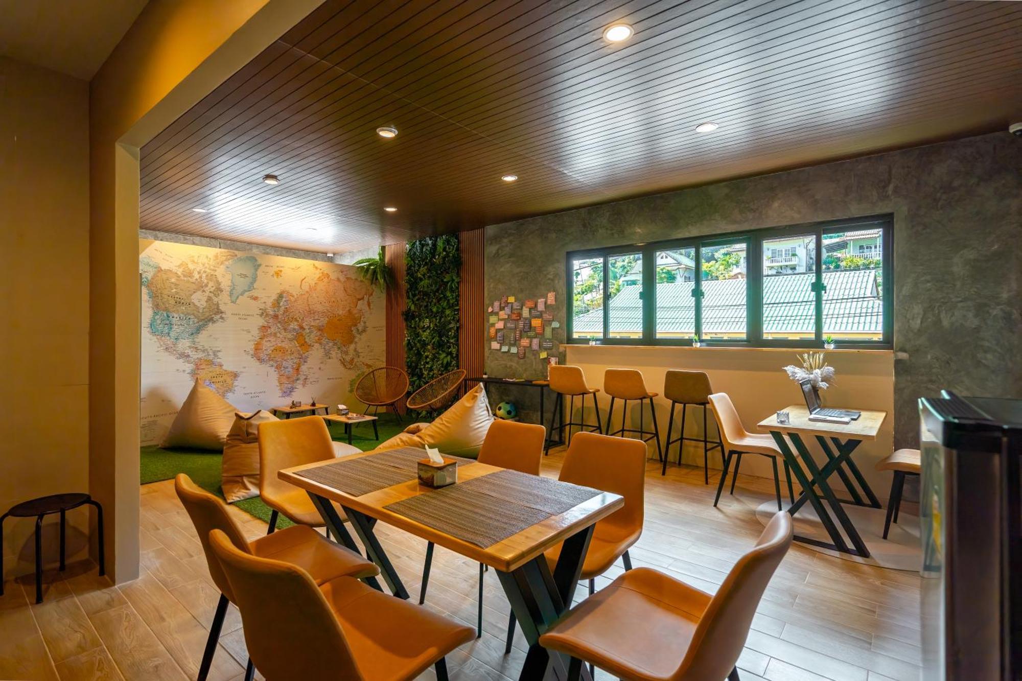 Mitsu Guesthouse Карон Экстерьер фото