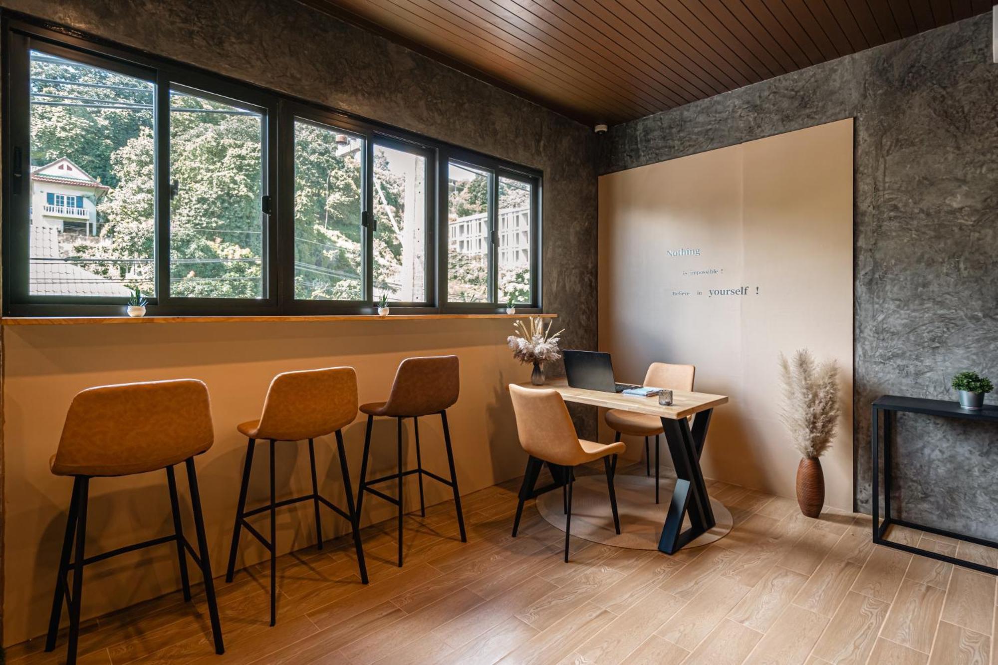 Mitsu Guesthouse Карон Экстерьер фото